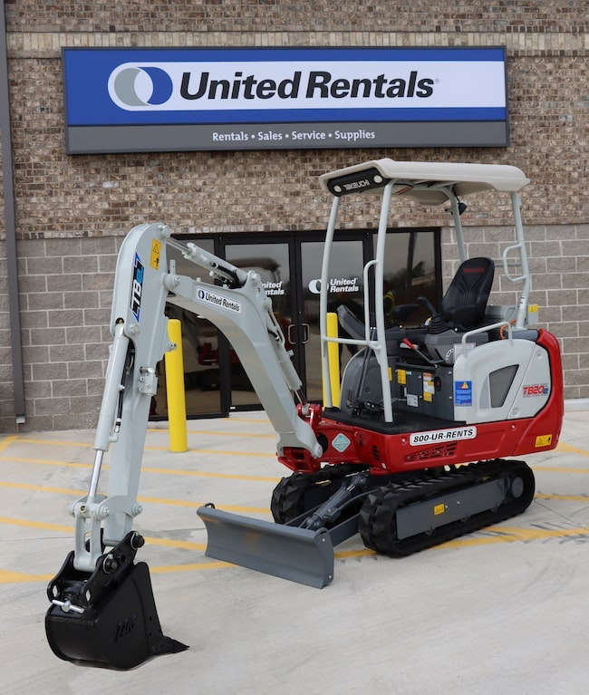 Takeuchi 為迷你挖掘機(jī)電氣化，向 URI 運(yùn)送 100 臺(tái)